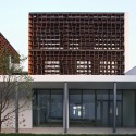 Plot 6 & Tea House in Jiangsu Software Park / Atelier Deshaus (5) Plot 6 & Tea House in Jiangsu Software Park / Atelier Deshaus (5) © Shu He