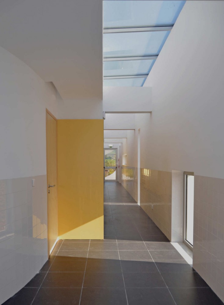Accommodation Block Of Sergeants / Filipe Xavier Oliveira