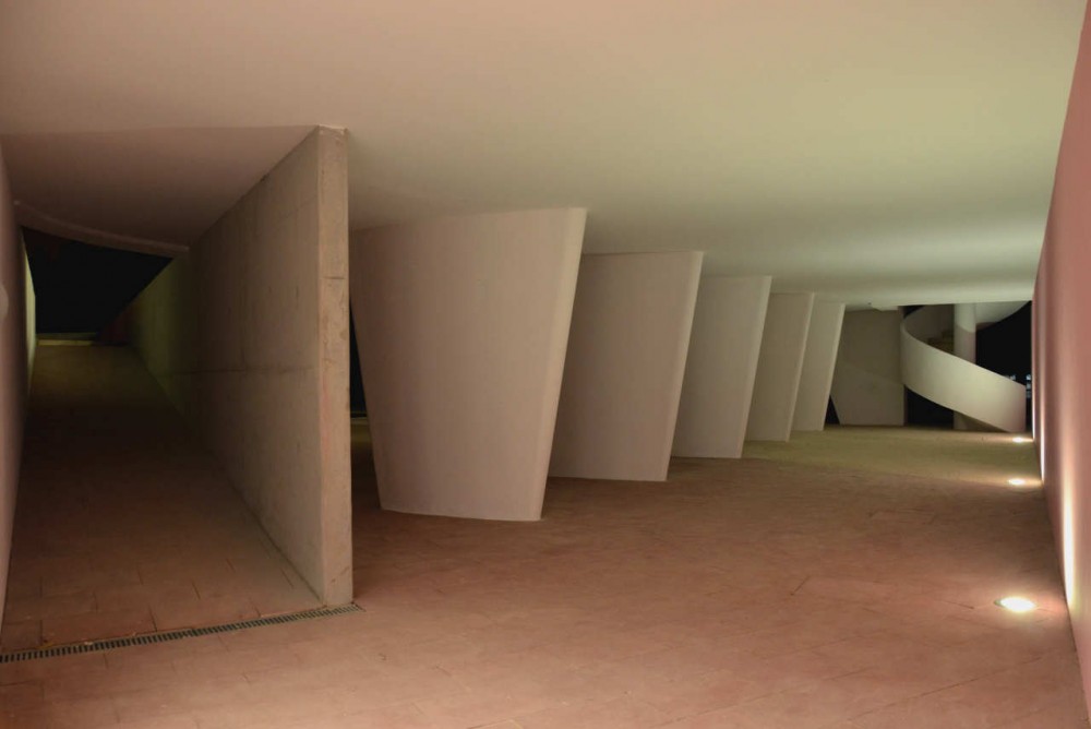 Accommodation Block Of Sergeants / Filipe Xavier Oliveira