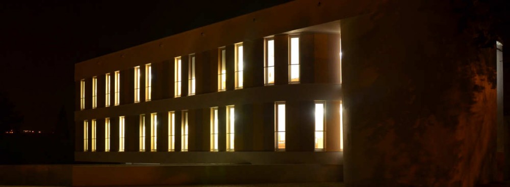 Accommodation Block Of Sergeants / Filipe Xavier Oliveira