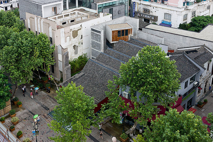 More photos of Wang Shu’s work by Iwan Baan