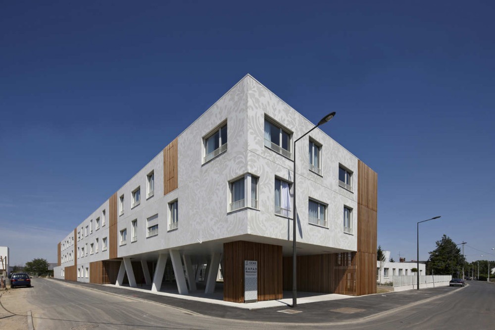 Monconseil Retirement Home / Atelier Zundel & Cristea