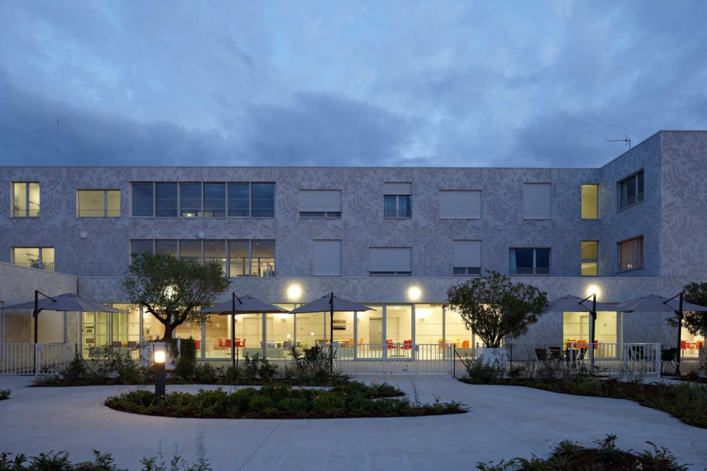 Monconseil Retirement Home / Atelier Zundel & Cristea