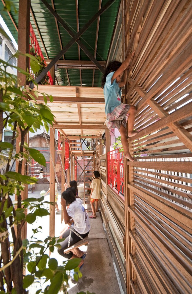 Klong Toey Community Lantern / TYIN Tegnestue Architects