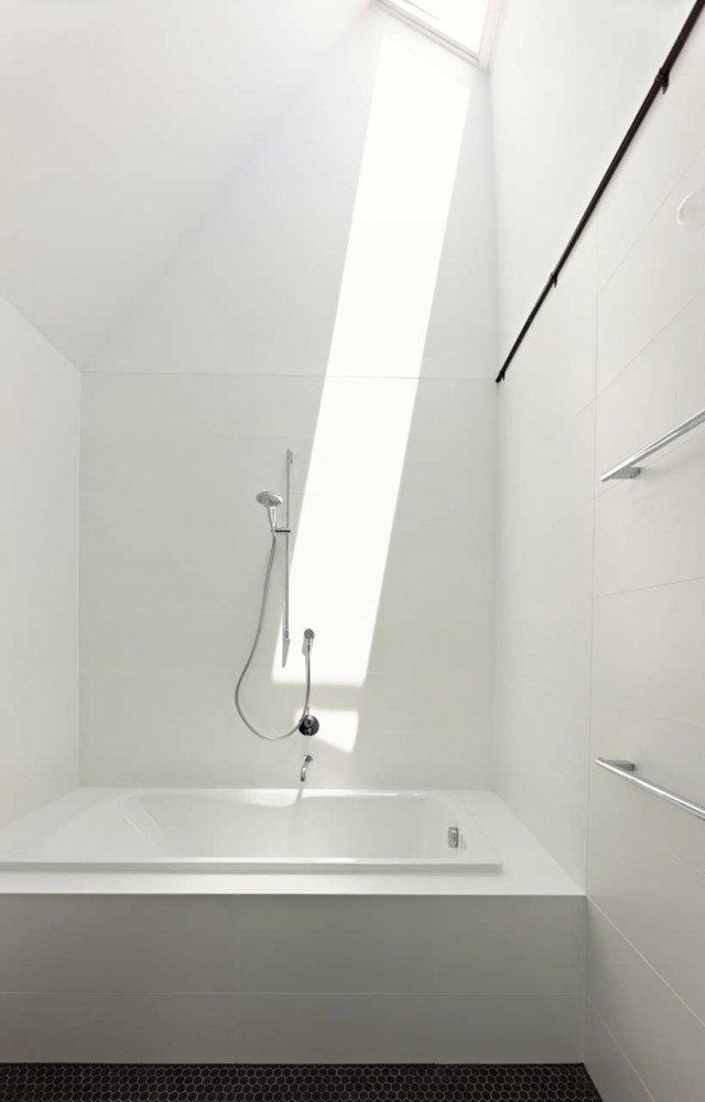 House Kalafatas Challita / Tribe Studio Architects