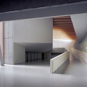 Agora Sociocultural Center / Rojo:Fernandez-Shaw & Liliana Obal © Hisao Suzuki