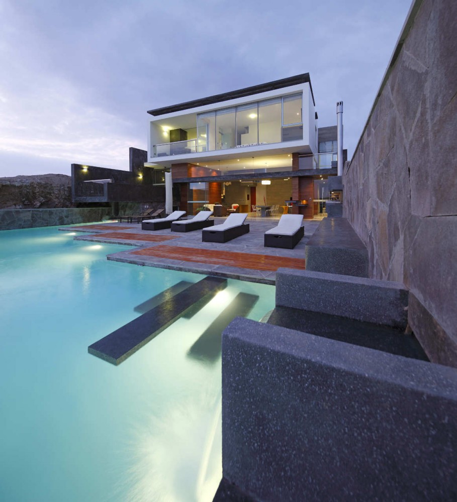 Volumes With Gender / Longhi Architects