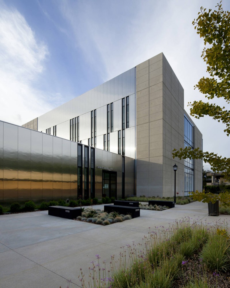 Golden West College / Steinberg Architects