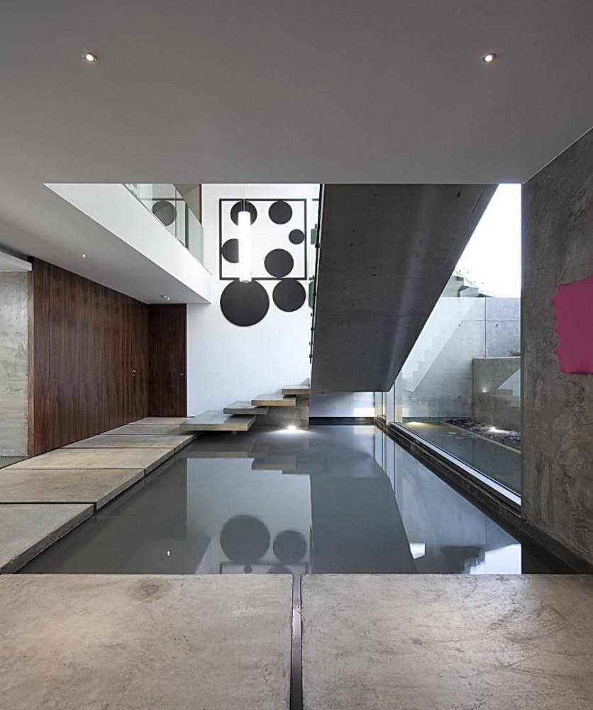 House In Lagos / Mario Martins
