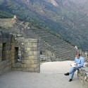 4 4 Siza sketching at Macchu Picchu, Peru, 1995. © Andreia Soutinho