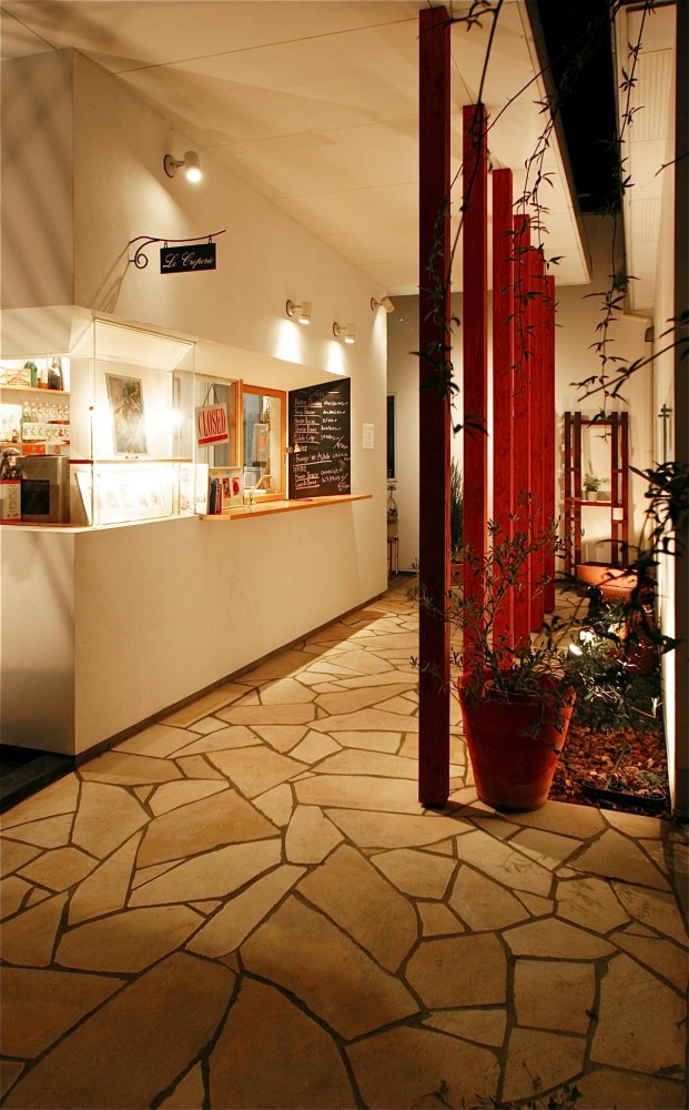 Le Coeur / StudioGreenBlue