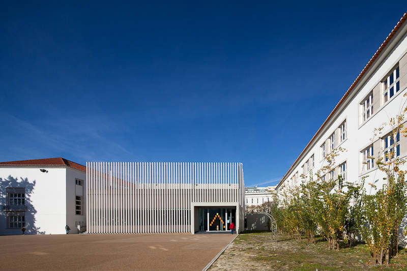 Modernisation of Sebastião da Gama School / RCJV