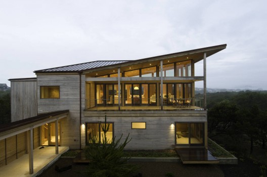 Coastal Residence / Boora Architects