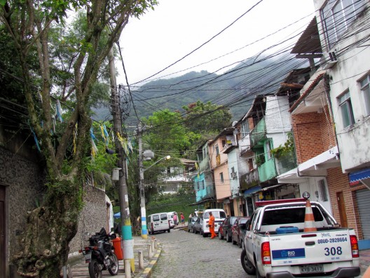 Rio de Janeiro's Favelas : The Cost of the 2016 Olympic Games (5)