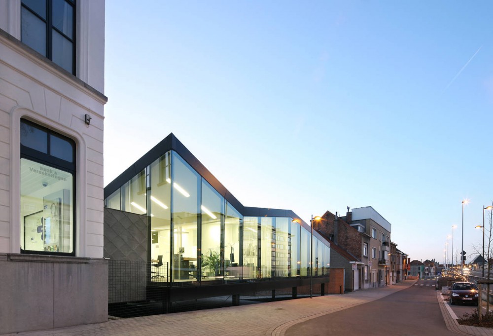 Bank Office / Dierendonck Blancke Architecten
