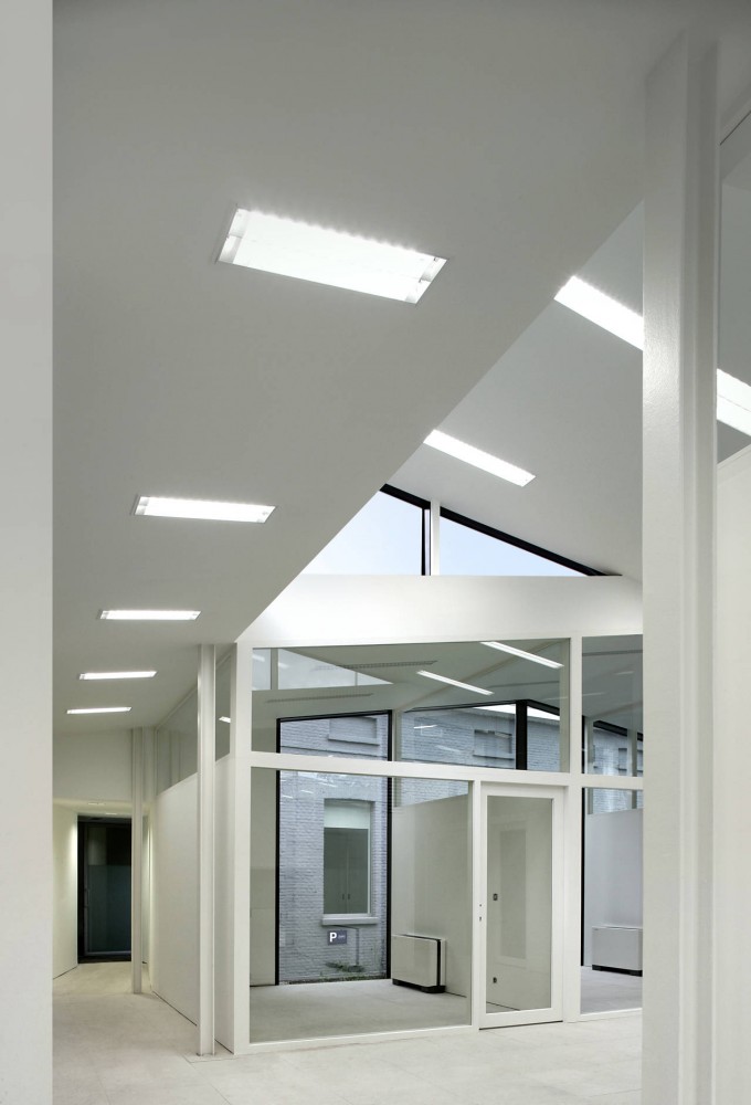 Bank Office / Dierendonck Blancke Architecten