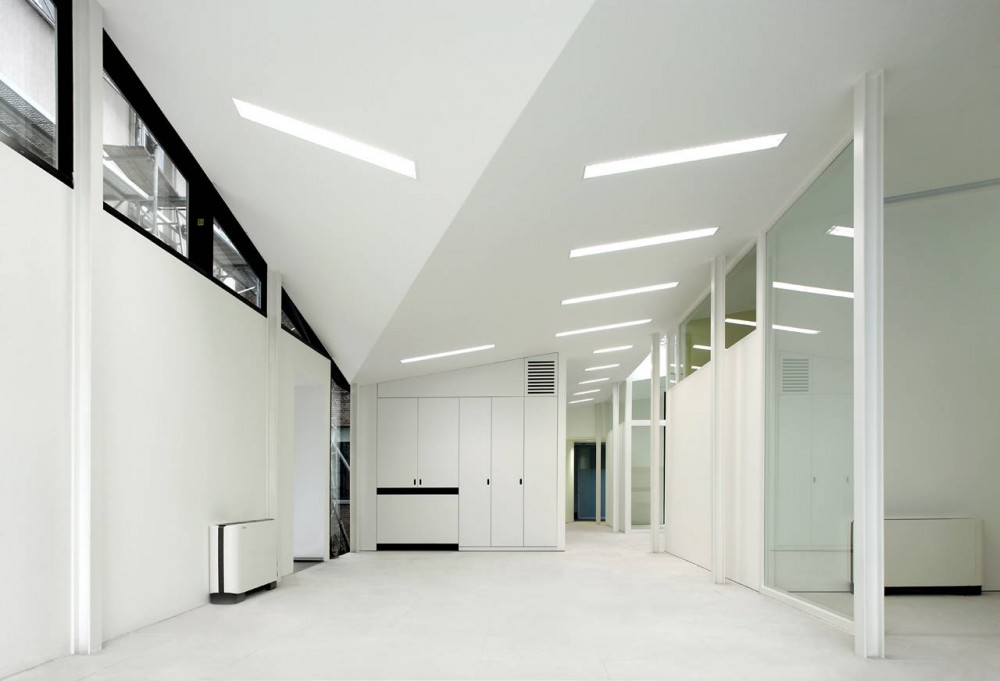 Bank Office / Dierendonck Blancke Architecten