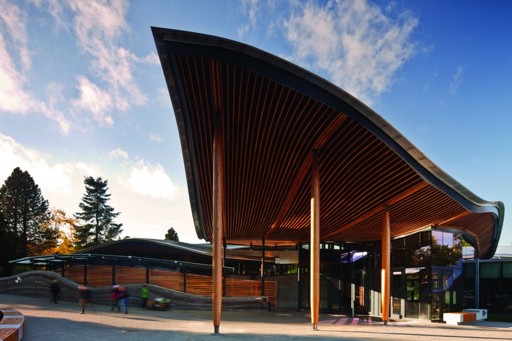 VanDusen Botanical Garden Visitor Centre / Perkins+Will