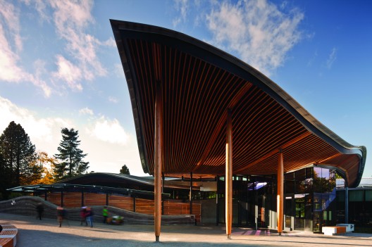 VanDusen Botanical Garden Visitor Centre / Perkins+Will (12)