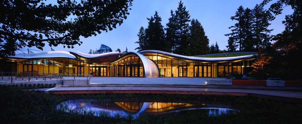 VanDusen Botanical Garden Visitor Centre / Perkins+Will