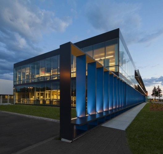 Pfizer Canada inc Siege Social / Menkès Shooner Dagenais LeTourneux Architectes