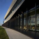 Pfizer Canada inc Siege Social / Menkès Shooner Dagenais LeTourneux Architectes Courtesy of  Menkès Shooner Dagenais Le Tourneux Architectes