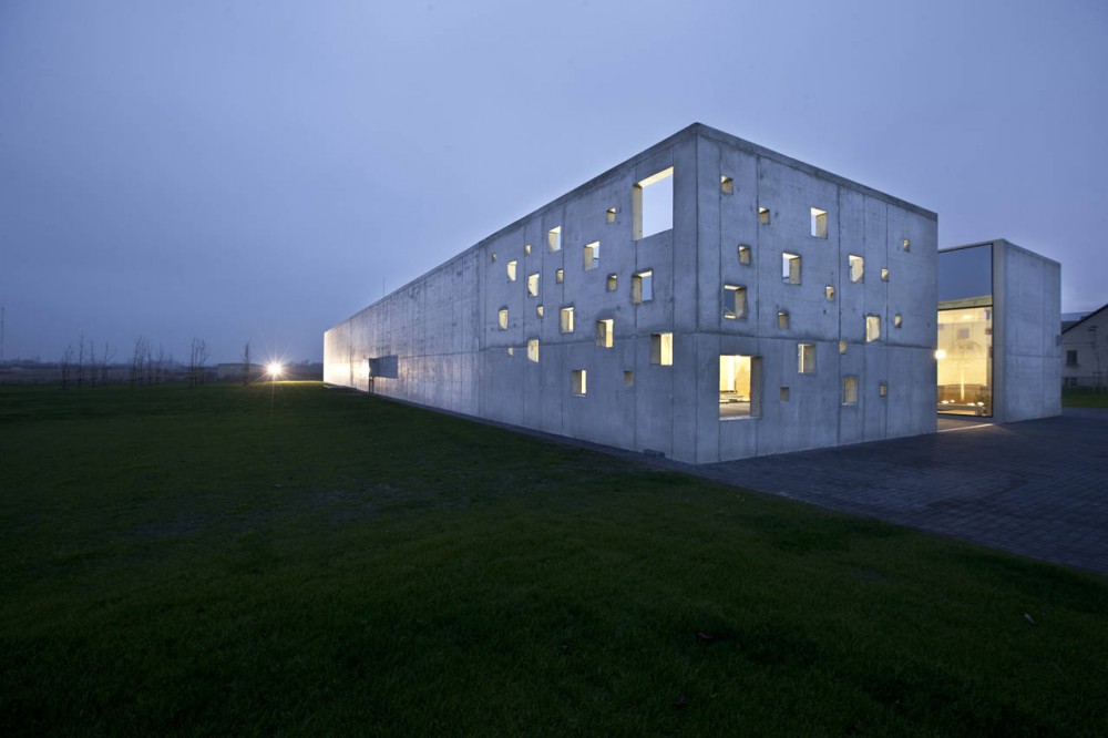 Crematorium / Architectural Bureau G.Natkevicius & Partners