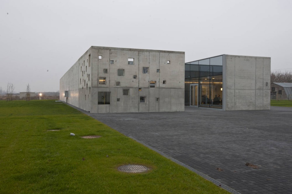Crematorium / Architectural Bureau G.Natkevicius & Partners