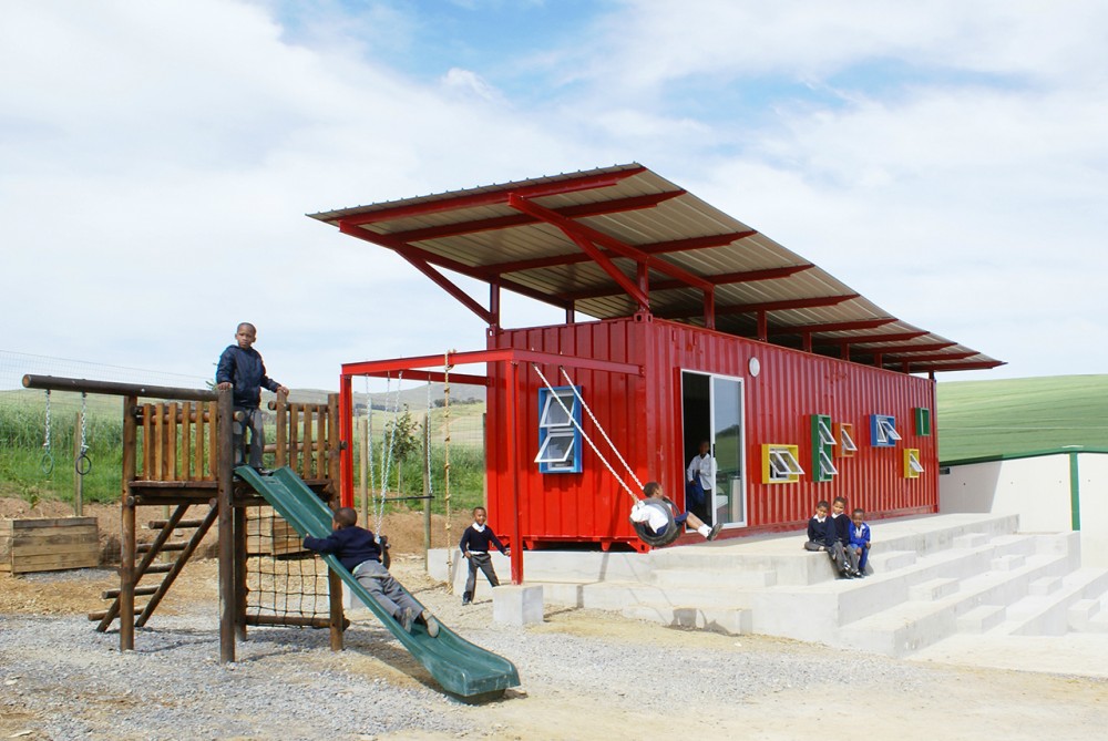 Vissershok Container Classroom / Tsai Design Studio