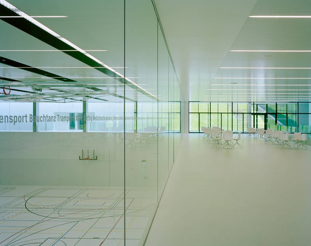 Sport Center ETH Honggerberg / Dietrich | Untertrifaller Architekten