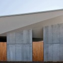 Multiporpuse Building / GSMM Architetti Multiporpuse Building / GSMM Architetti © Michele Gusmeri
