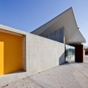 Multiporpuse Building / GSMM Architetti Multiporpuse Building / GSMM Architetti © Michele Gusmeri