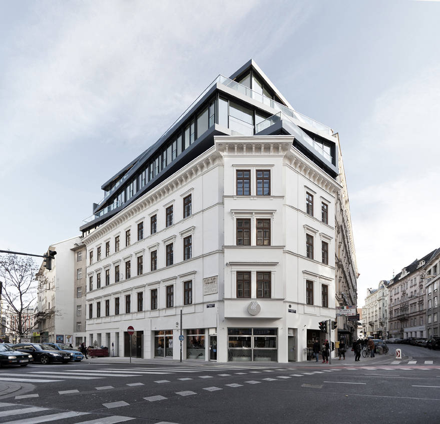 Renovation and Heightening in Margaretenstrase 9 / Josef Weichenberger Architects
