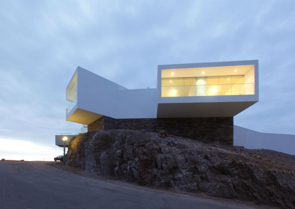 Beach House I-5 / Vértice Arquitectos