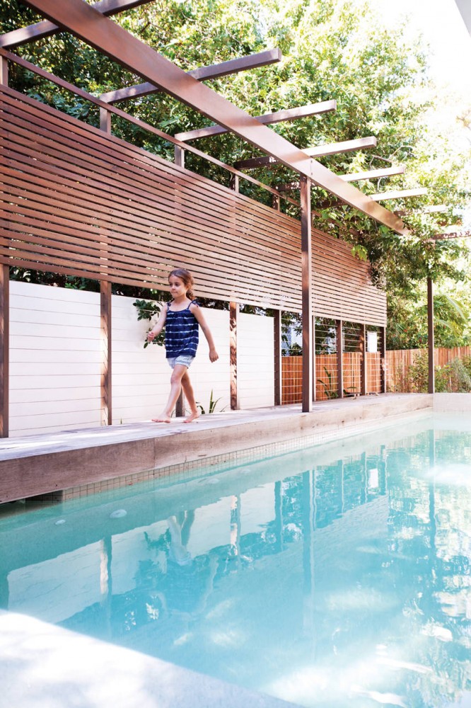 Sunshine Beach Pool House / Bark Design Architects