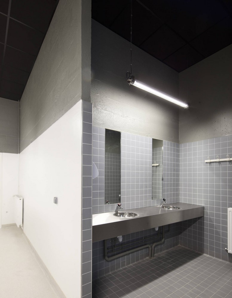 Dominique Duvauchelle Stadium / Atelier du Pont