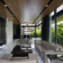 Travertine Dream House / Wallflower Architecture + Design Travertine Dream House / Wallflower Architecture + Design © Jeremy San