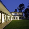 House LK / Dietrich Untertrifaller Staheli Architekten © Bruno Klomfar