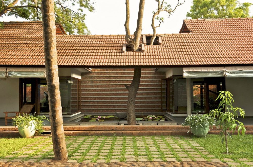 Bellad House / Khosla Associates
