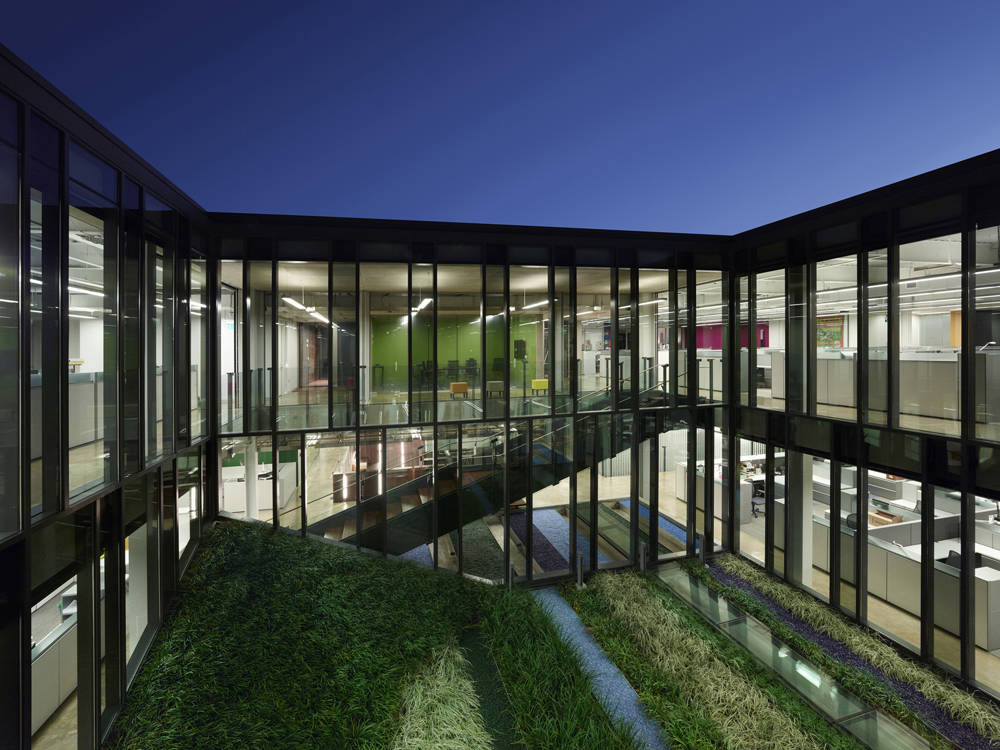 Lamar Advertising Corporate Headquartes / Eskew+Dumez+Ripple