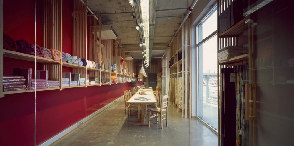 Offices and Showroom of a Fabric Company / Kalliope Kontozoglou