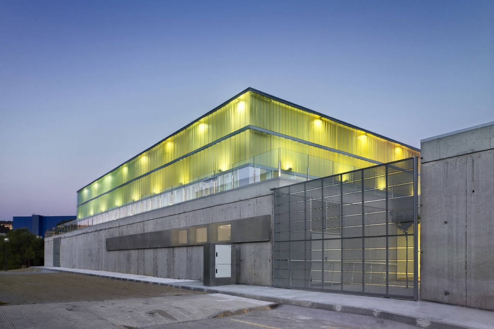 Arteixo Sport Center / Jose Ramon Garitaonaindia de Vera