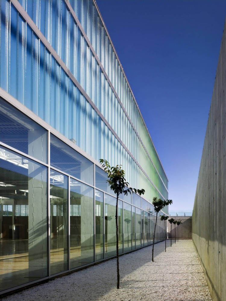 Arteixo Sport Center / Jose Ramon Garitaonaindia de Vera