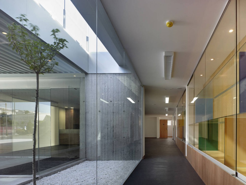 Arteixo Sport Center / Jose Ramon Garitaonaindia de Vera