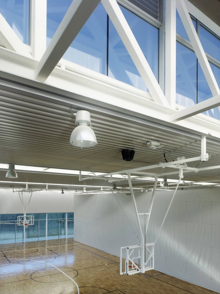 Arteixo Sport Center / Jose Ramon Garitaonaindia de Vera