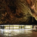 Exhibition and Retail Pavillion in the Concert Hall in the Postojna Cave / Studio Stratum (7) © Miran Kambič