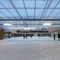 School Center Lucie Aubrac / Dietmar Feichtinger Architectes School Center Lucie Aubrac / Dietmar Feichtinger Architectes © Dietmar Feichtinger Architectes