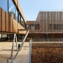 School Center Lucie Aubrac / Dietmar Feichtinger Architectes School Center Lucie Aubrac / Dietmar Feichtinger Architectes © Dietmar Feichtinger Architectes