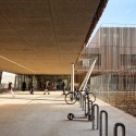 School Center Lucie Aubrac / Dietmar Feichtinger Architectes School Center Lucie Aubrac / Dietmar Feichtinger Architectes © Dietmar Feichtinger Architectes