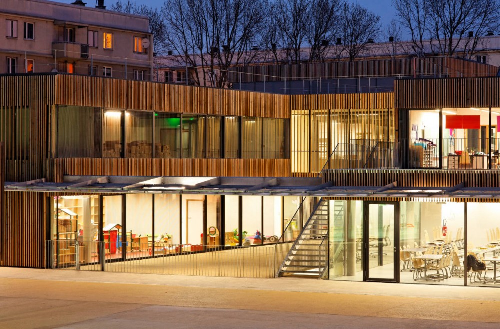 School Center Lucie Aubrac / Dietmar Feichtinger Architectes